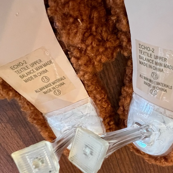 Chase & Chloe Teddy Sherpa Mule Heels | Size 7.5 | Trendy Sculptural Heel | NWOT - Picture 8 of 12